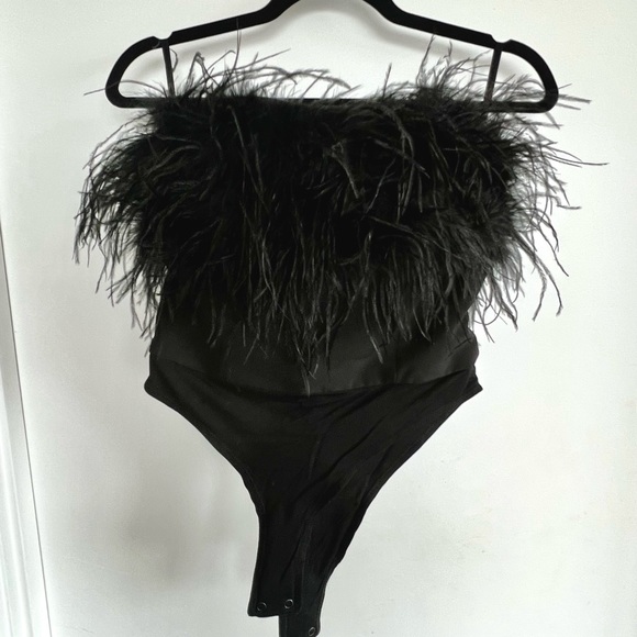 Bardot Feather Bodysuit - Picture 2 of 10